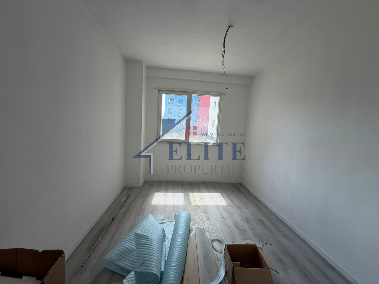 Rruga "Dritan Hoxha", ne kompleksin E-88 , apartament  3+1 në shitje
