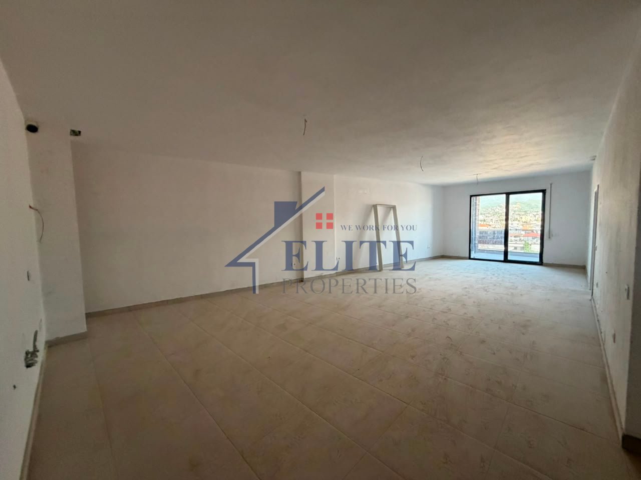 City Garden Residence, apartament 3+1 në shitje | Rruga 5 Maji