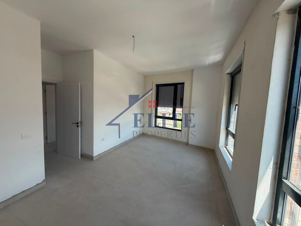 City Garden Residence, apartament 3+1 në shitje | Rruga 5 Maji