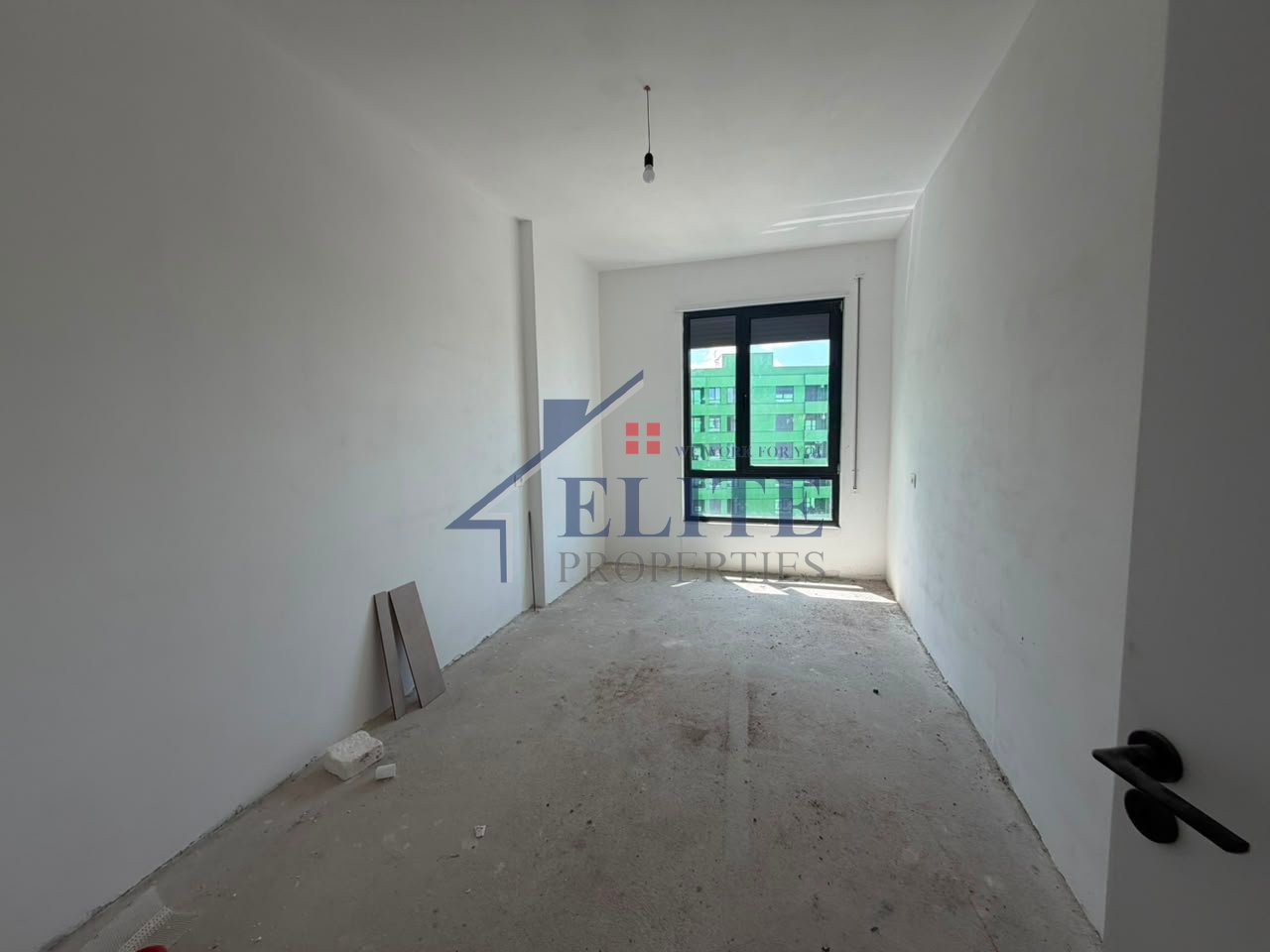 Rruga 5 Maji, apartament 2+1 në shitje –City Garden Residence