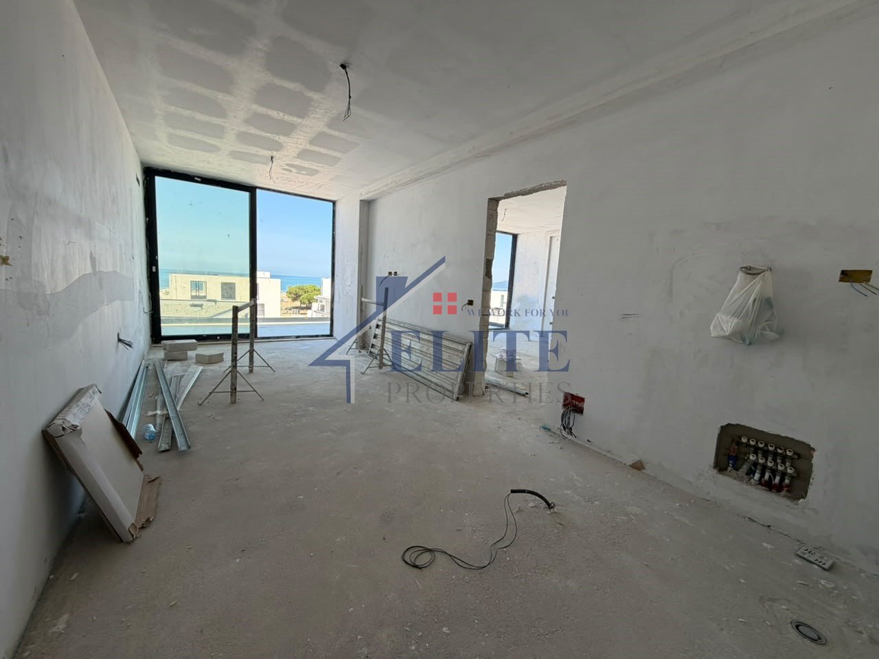 Porto Lalzi, three bedroom apartment for sale with sea view