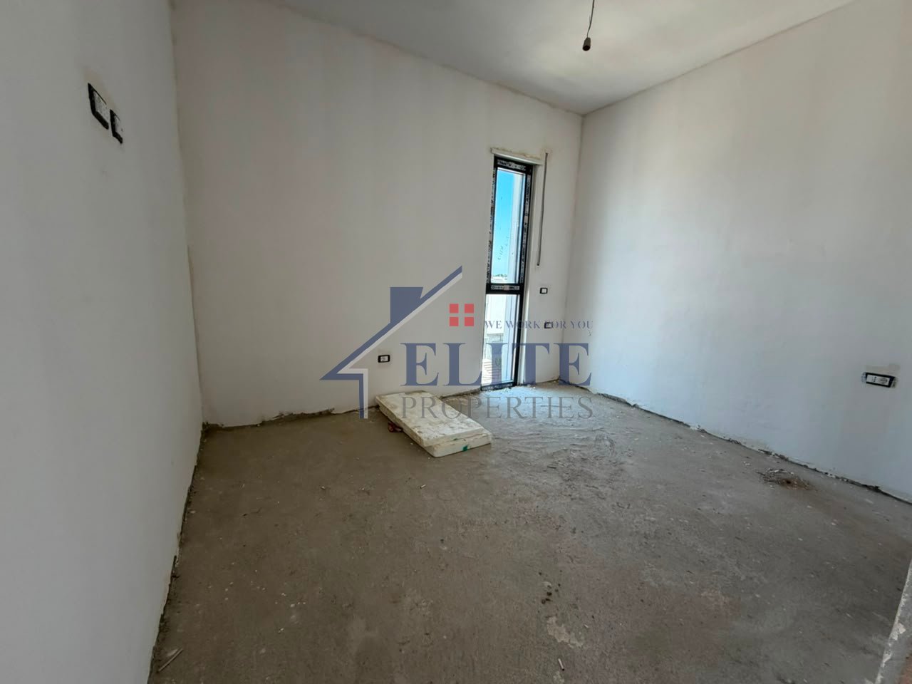 Turquoise Marina Hamallaj, apartament 2+1 në shitje