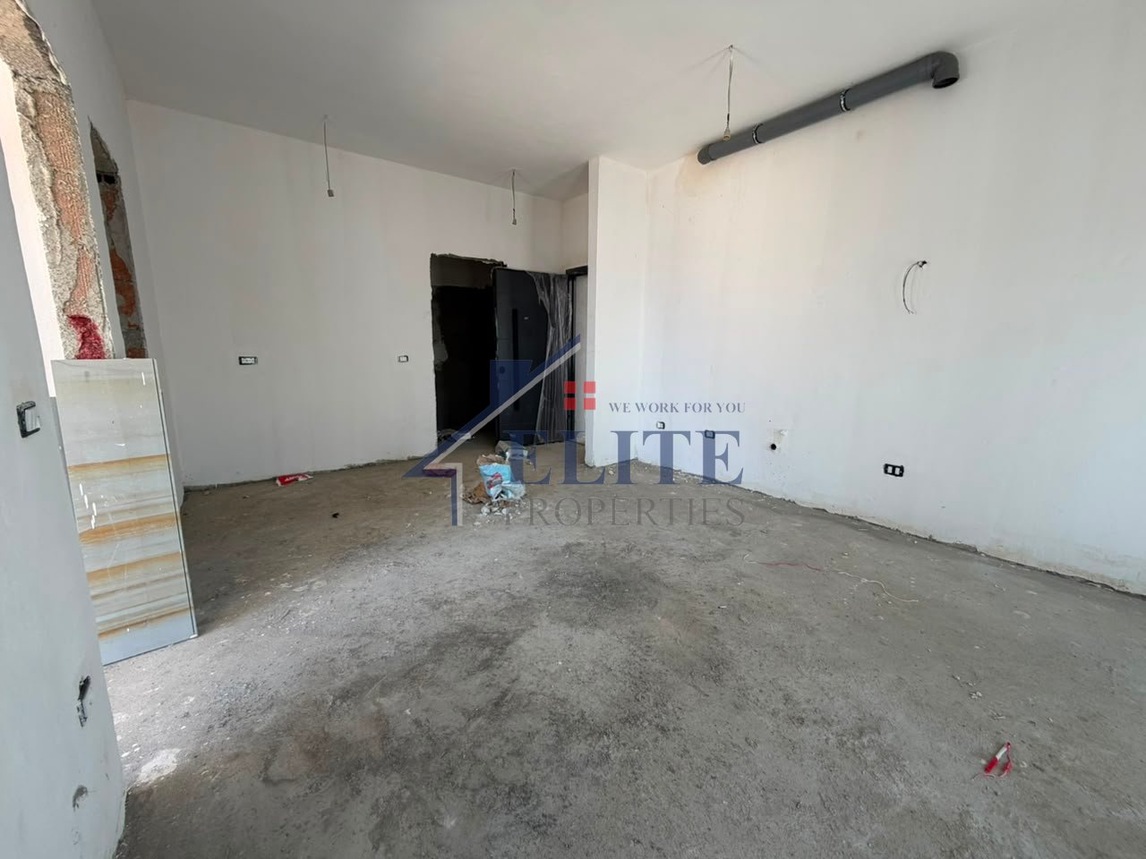 Turquoise Marina Hamallaj, apartament 2+1 në shitje