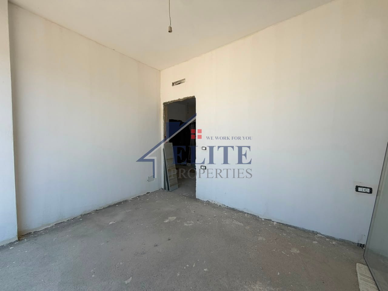 Turquoise Marina Hamallaj, apartament 2+1 në shitje