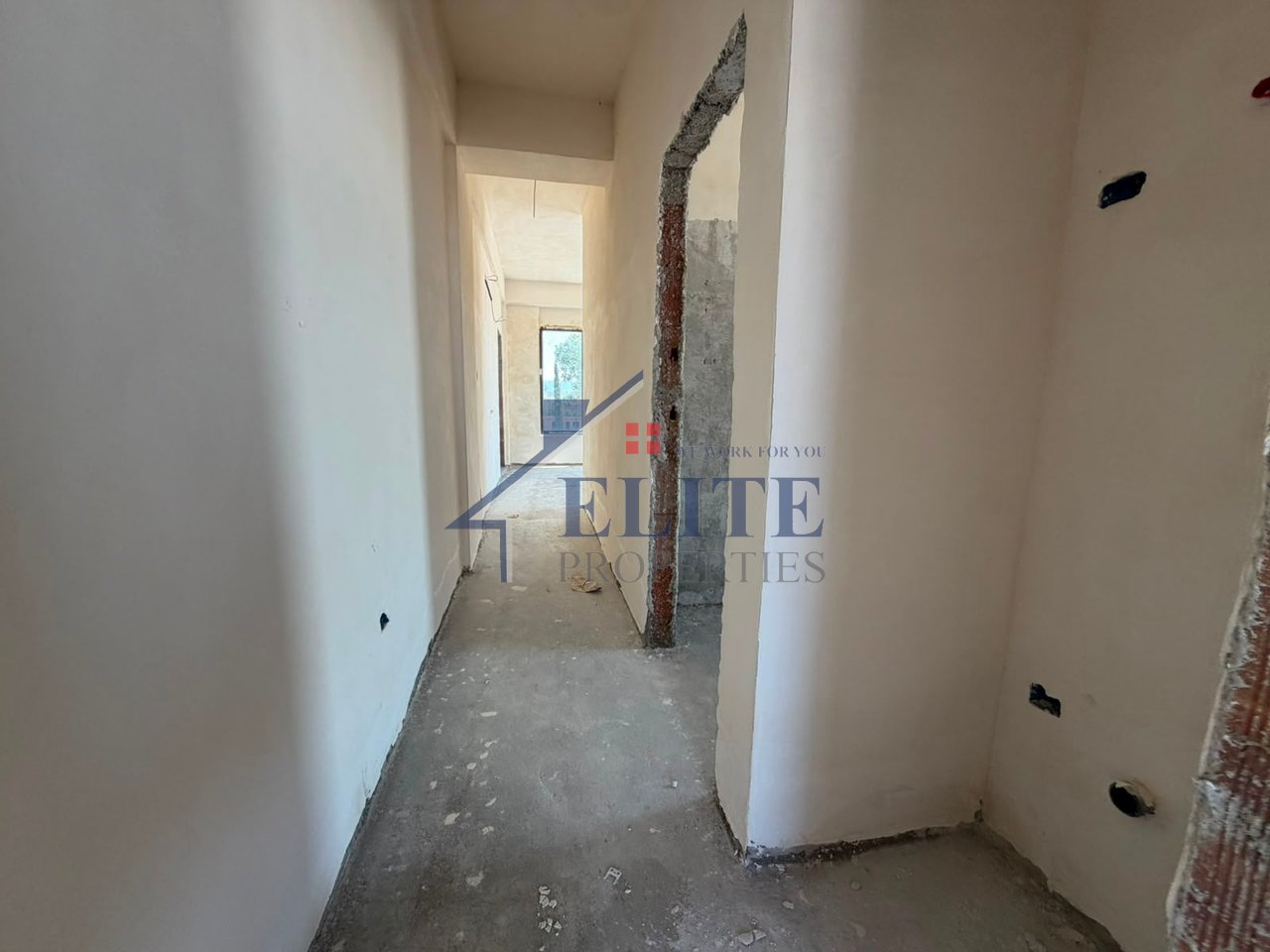 Turquoise Marina – apartament 1+1 me verandë në shitje