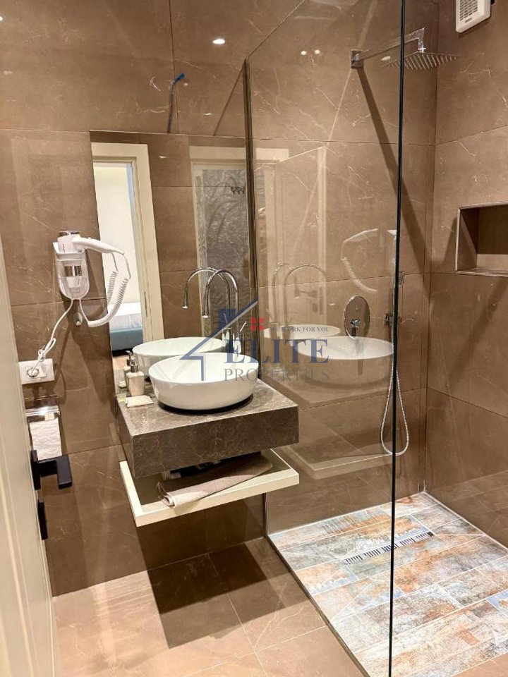Vlorë, hotel in vendita – ottima opportunità di investimento