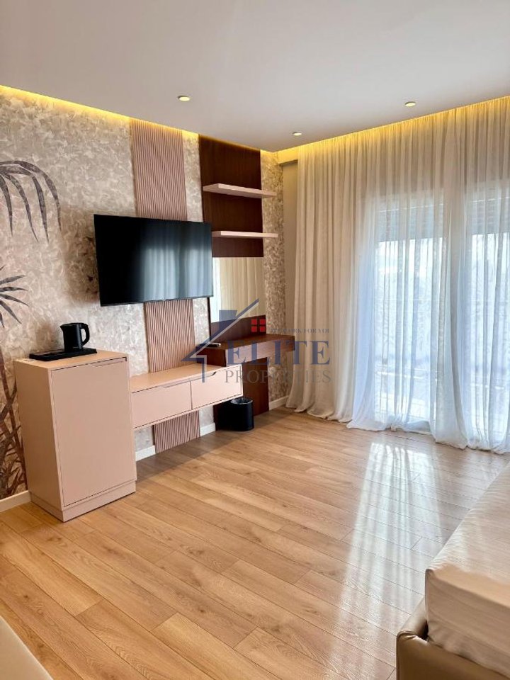 Vlorë, hotel in vendita – ottima opportunità di investimento