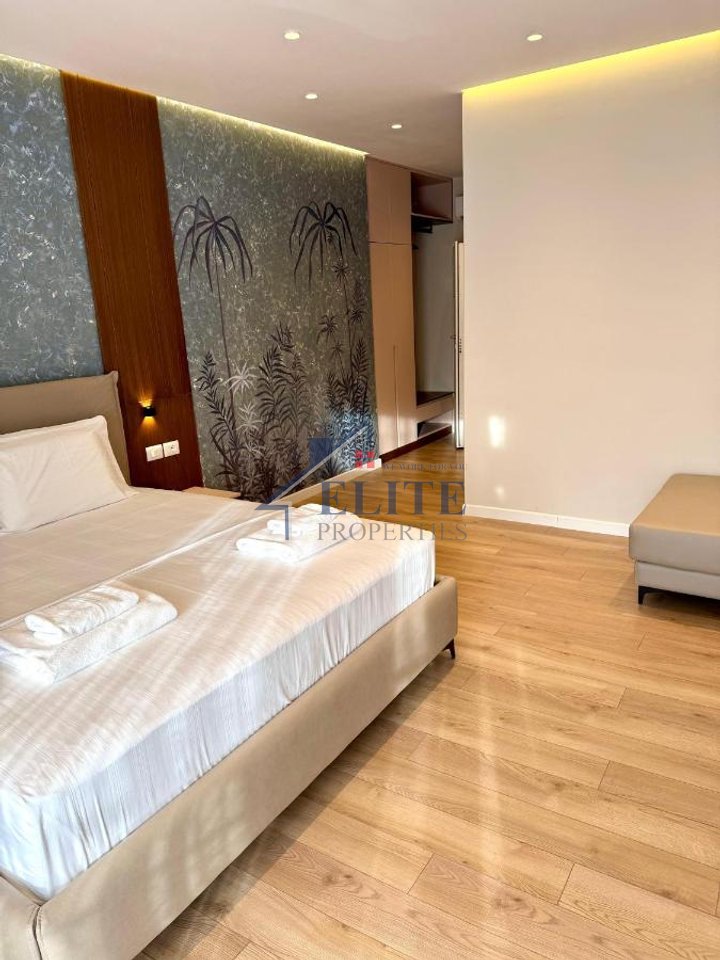 Vlorë, hotel in vendita – ottima opportunità di investimento