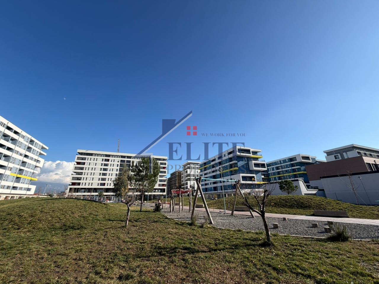 Univers City, apartament 2+1 në shitje