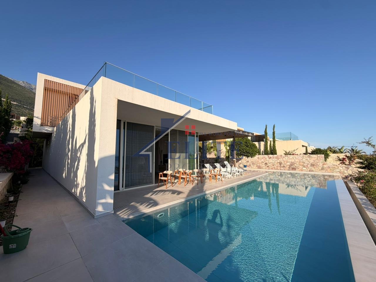Green Coast 1, Palasë – Ville premium in vendita
