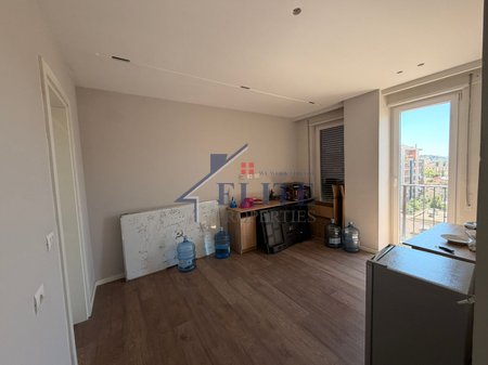 21 December, office for rent – near Hotel Mondial