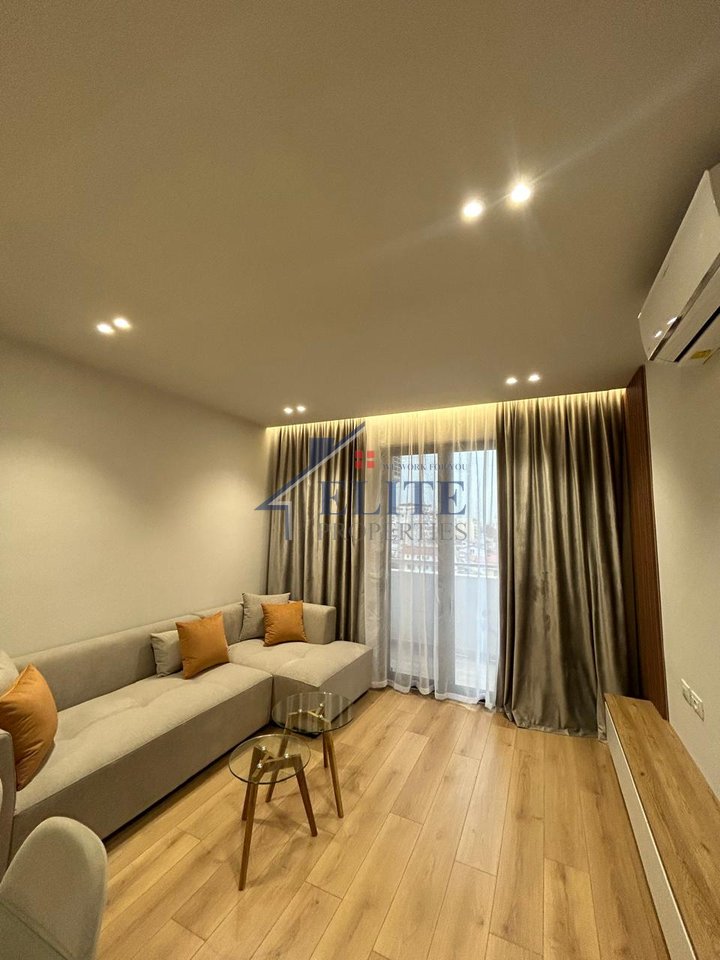 Near Harry Fultz, two bedroom apartment for rent | Albanopoli Street