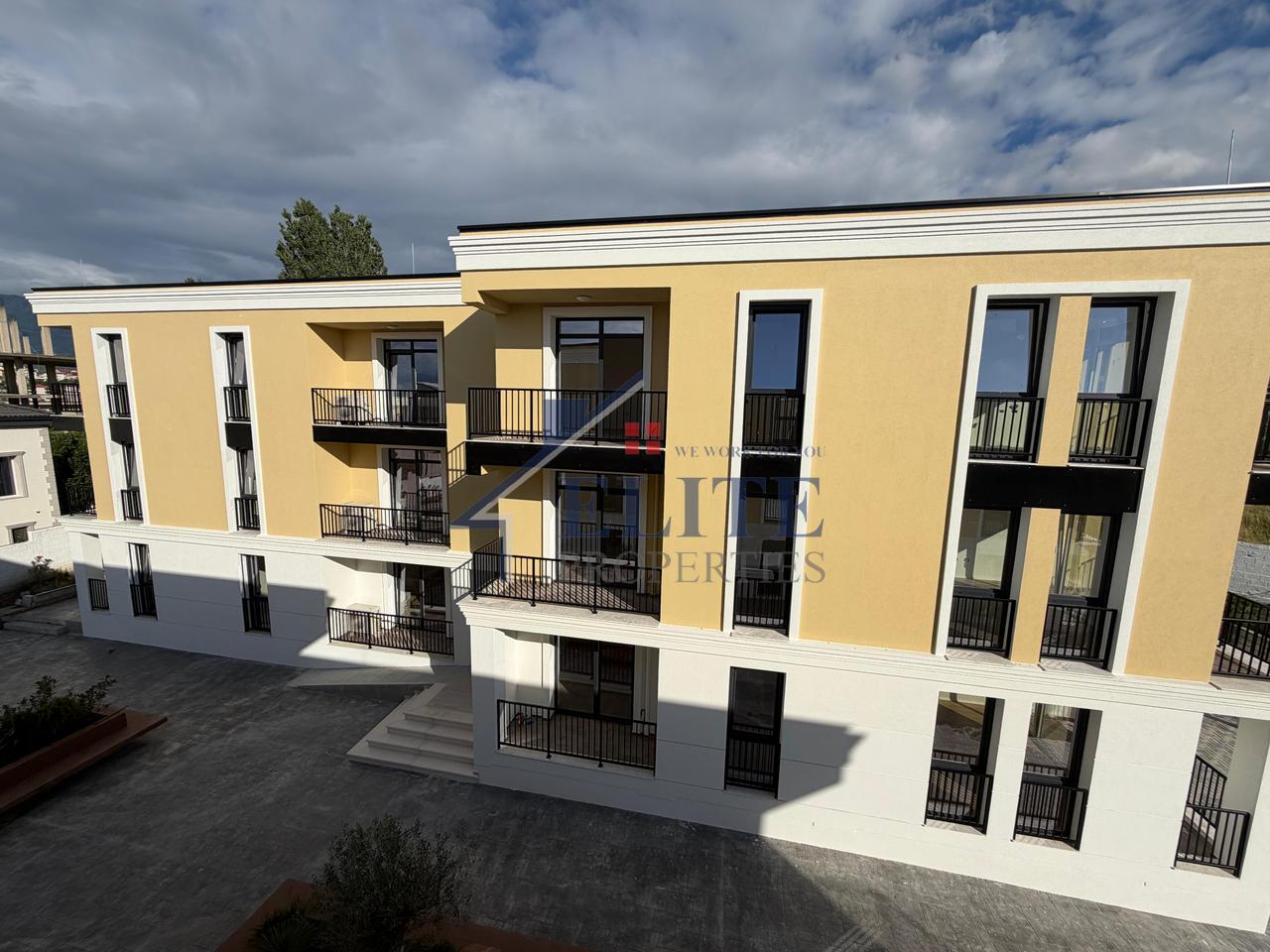Sauk i Vjetër, apartament 2+1 në shitje ne nje kompleks te ri Rezidencial