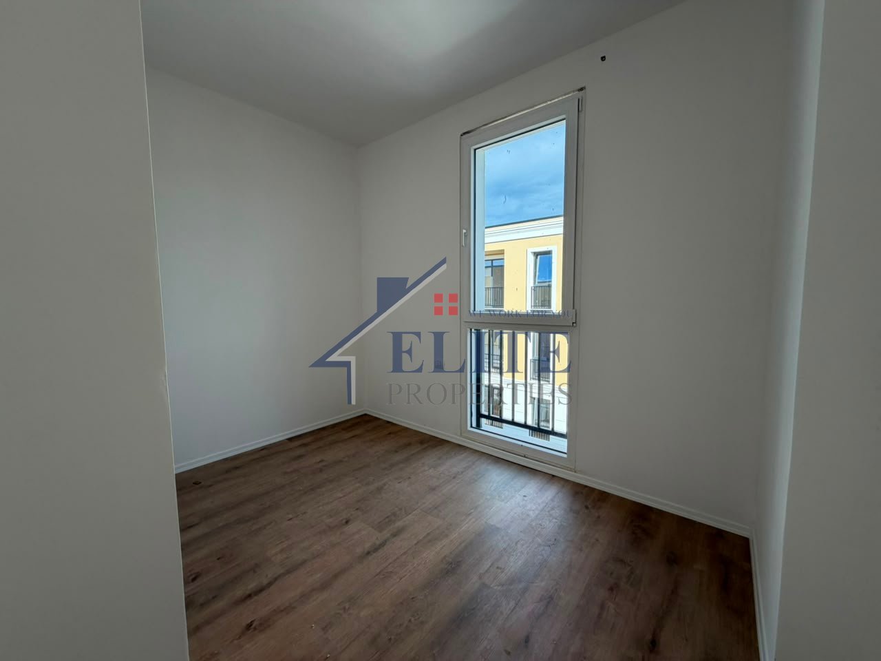 Sauk i Vjetër, apartament 2+1 në shitje