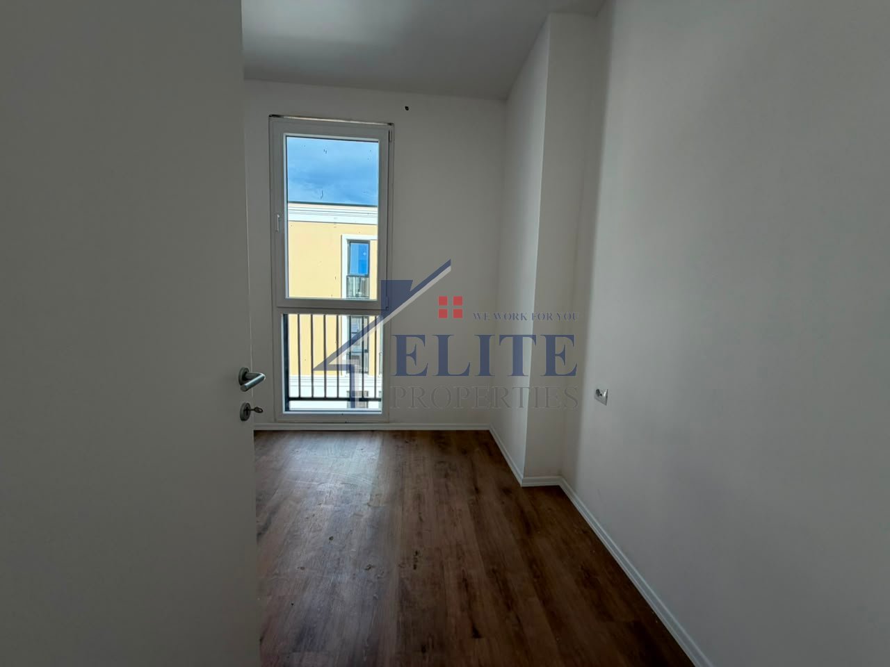 Sauk i Vjetër, apartament 2+1 në shitje