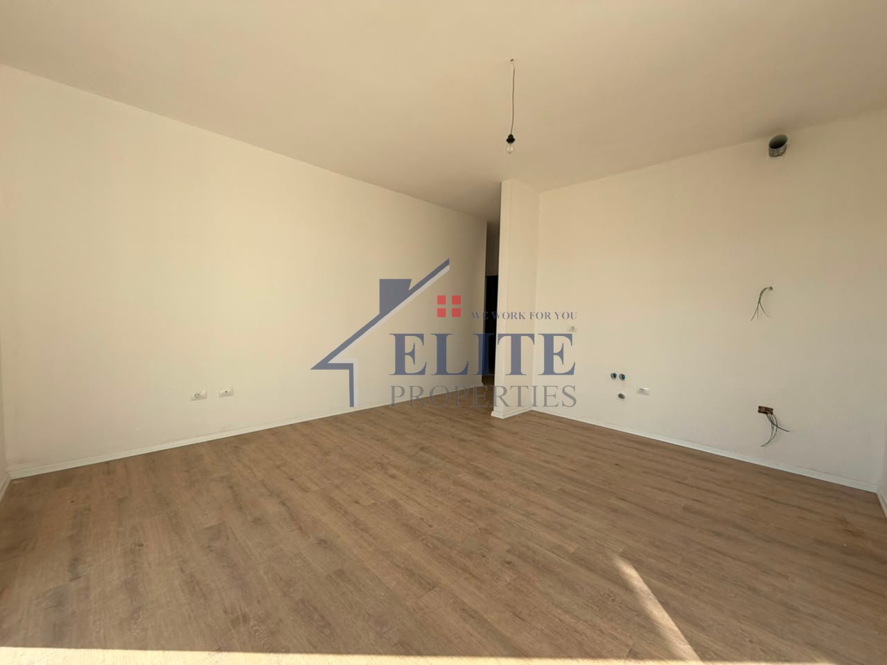 Sauk i Vjetër, apartament 2+1 në shitje