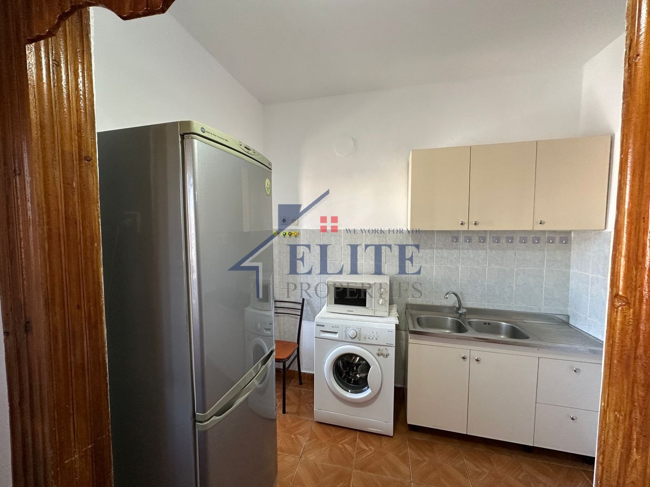 Red School, 2+1 apartment for rent