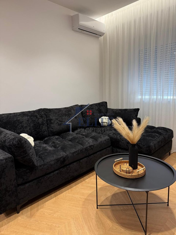 Zoological Garden, 1+1 apartment for rent