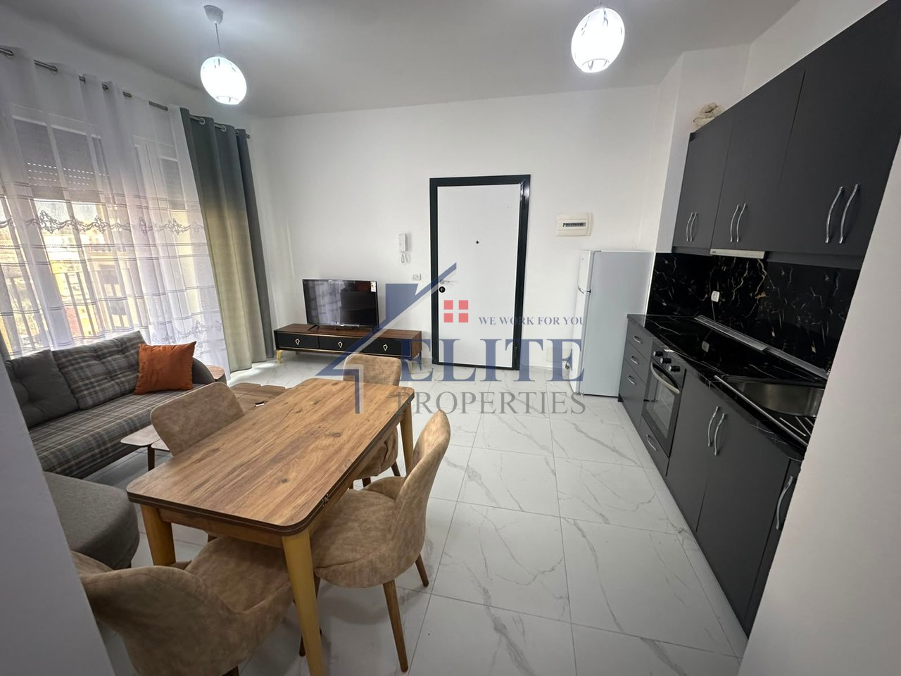 Ish-Fusha e Aviacionit, apartament 1+1 me qira