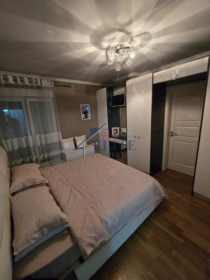 Magnet Complex, three bedroom apartment for sale