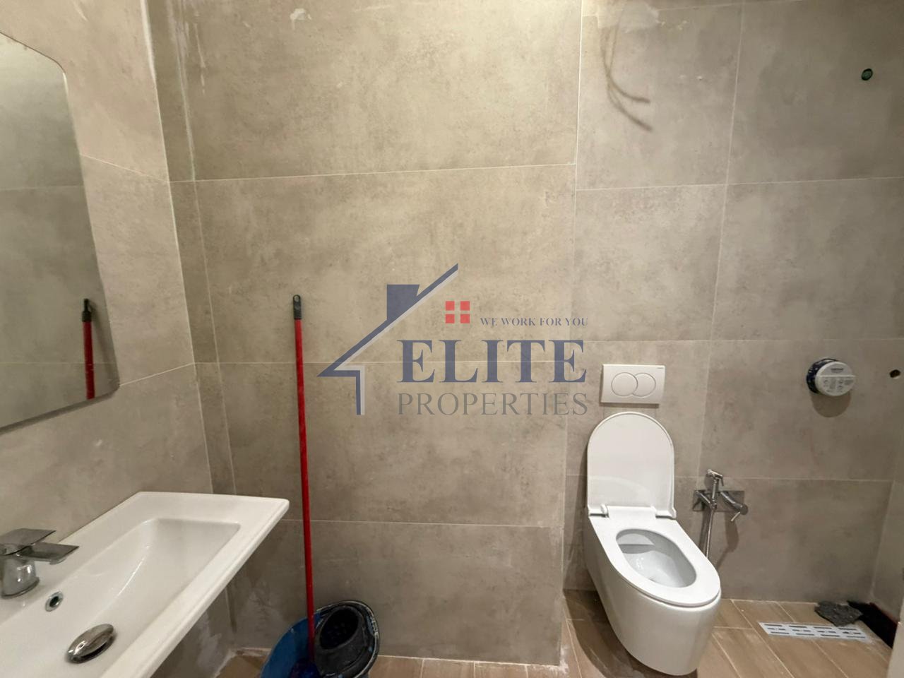 Rruga Dritan Hoxha – Ambiente Zyrash me Qira