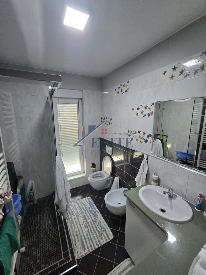 Magnet Complex, three bedroom apartment for sale