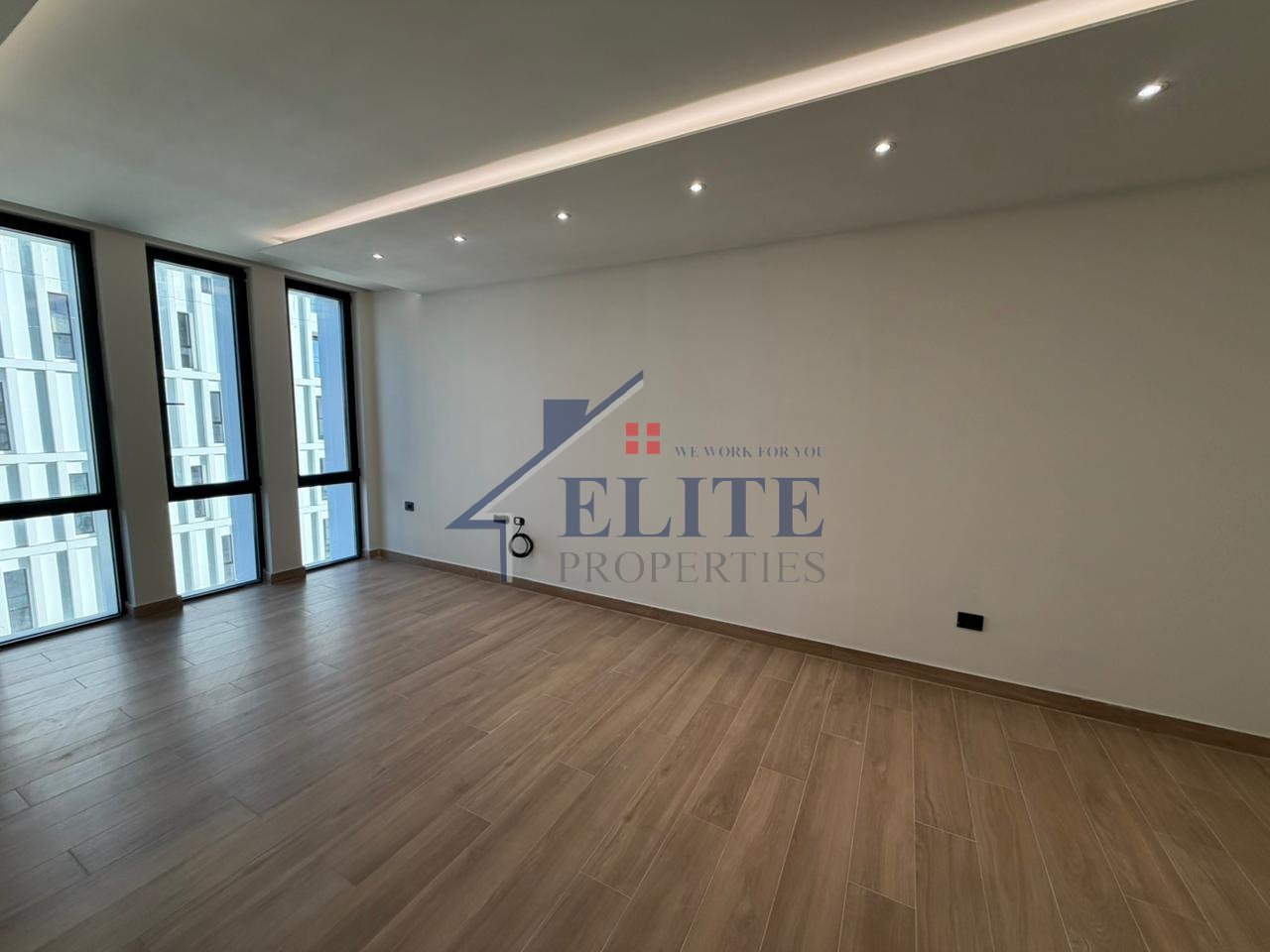 Rruga Dritan Hoxha – Ambiente Zyrash me Qira