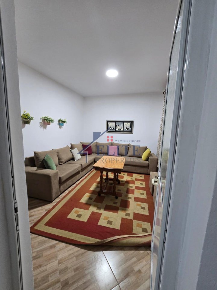 Casa indipendente in affitto – Laprakë