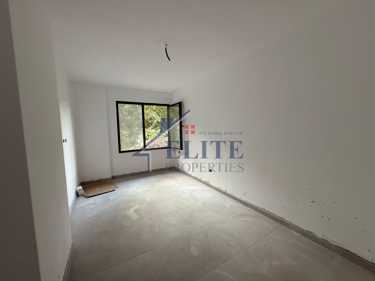 Complesso residenziale Xheluks, appartamento con due camere da letto in vendita