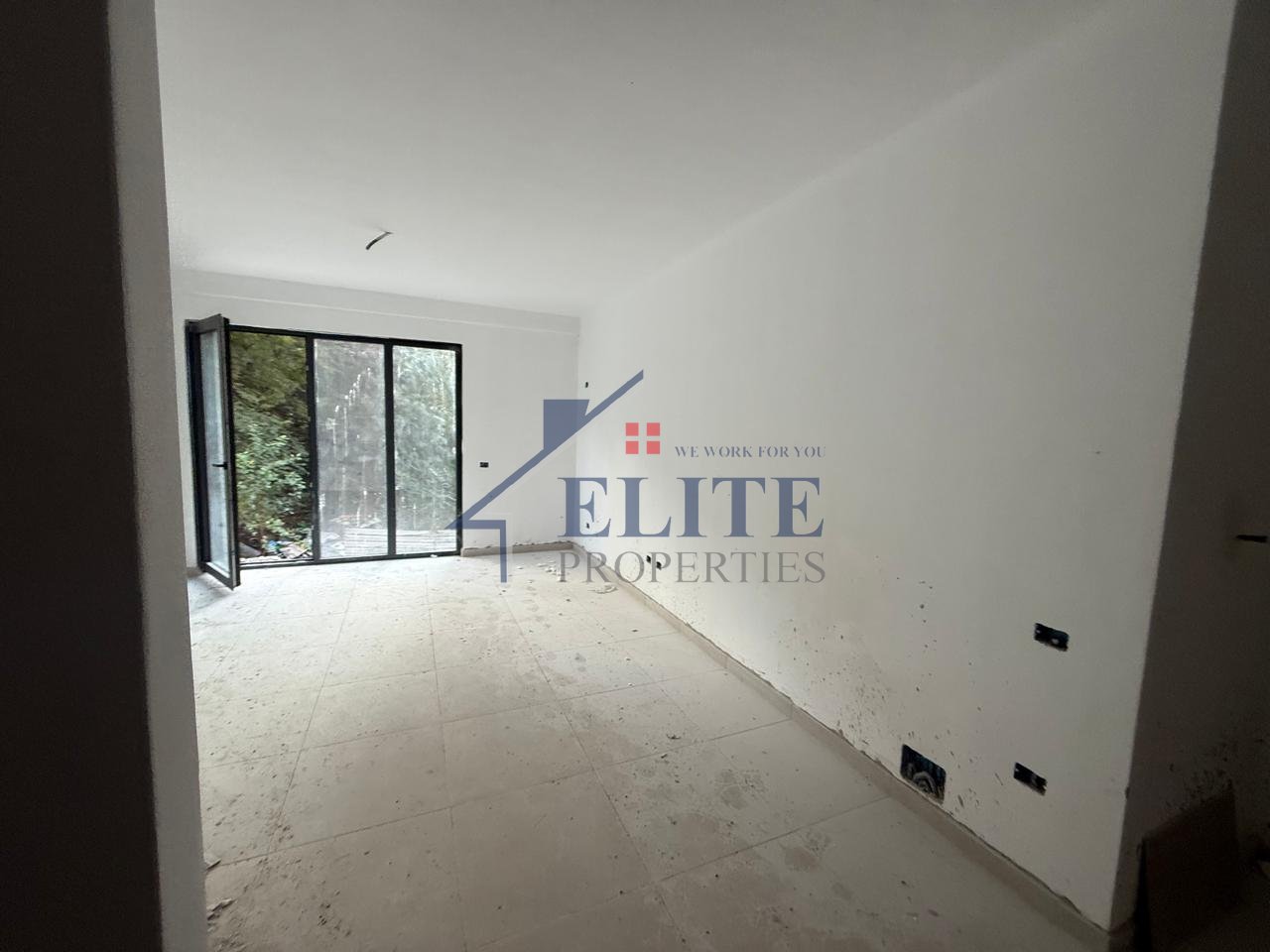 Complesso residenziale Xheluks, appartamento con due camere da letto in vendita