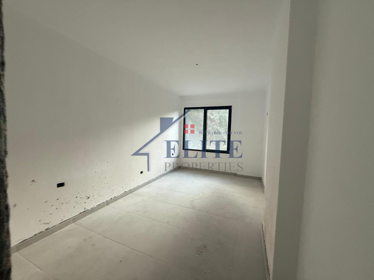 Complesso residenziale Xheluks, appartamento con due camere da letto in vendita