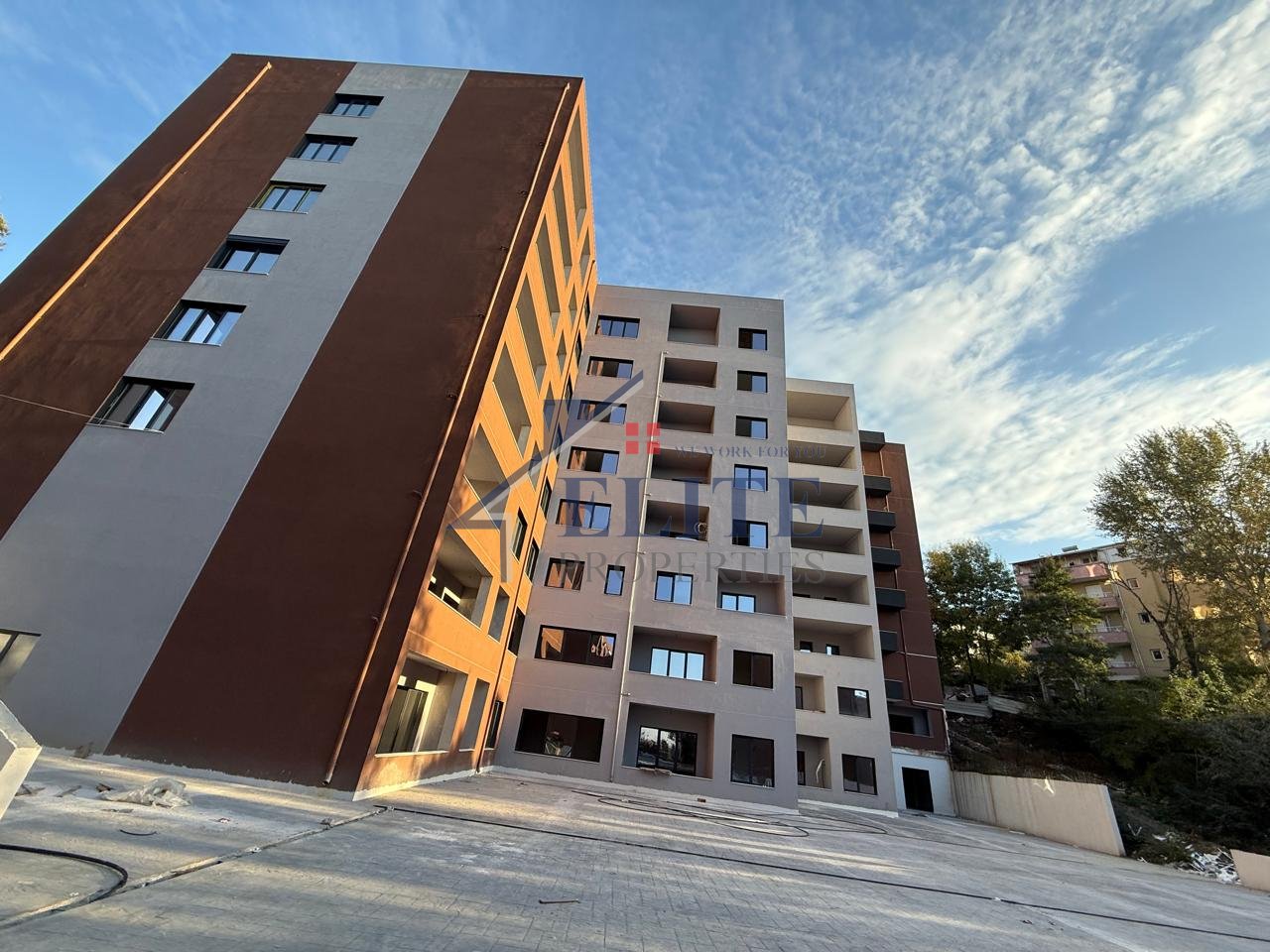 Complesso residenziale Xheluks, appartamento con due camere da letto in vendita