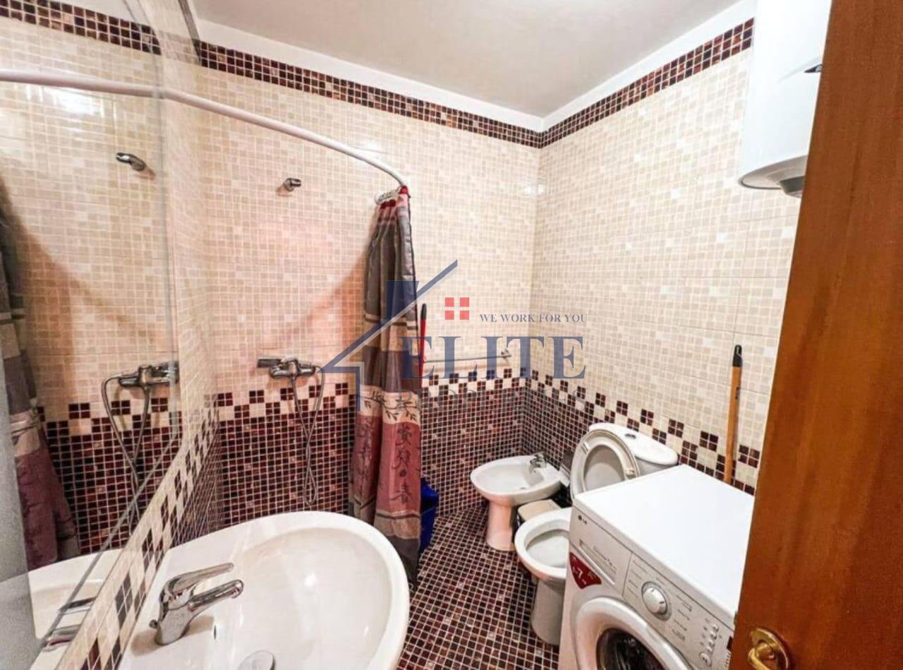 Zogu i Zi, prane Ring Center, jepet me qira apartament 2+1