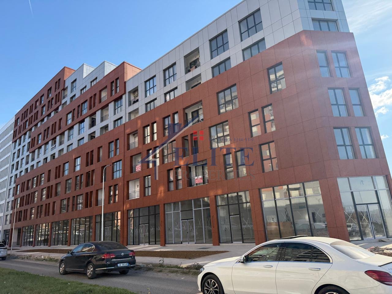 Pranë Vilës L Astir, apartament 1+1 në shitje