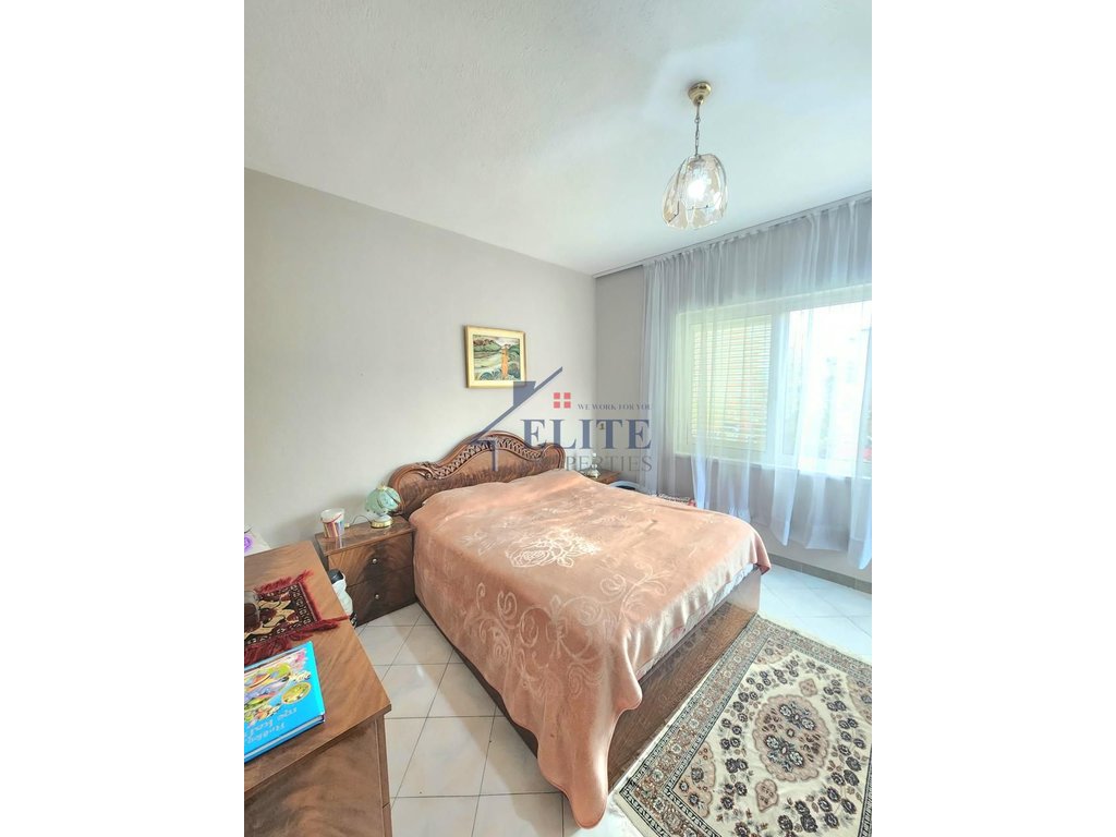 Ali Demi, three bedrooms apartment for rent