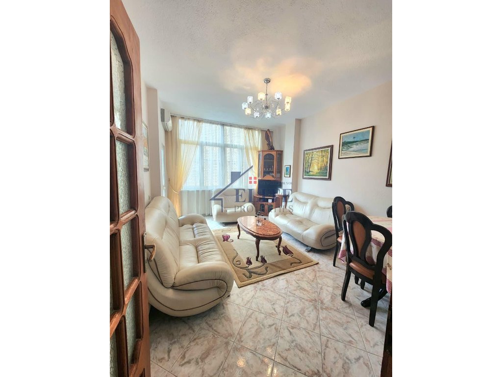 Ali Demi, three bedrooms apartment for rent