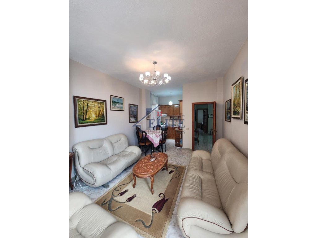 Ali Demi, three bedrooms apartment for rent