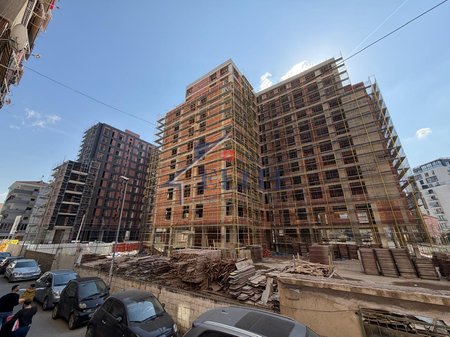 Ish Fusha e Aviacionit, apartament 2+1 në shitje