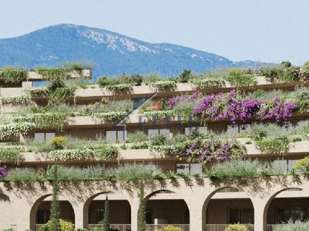 Farka Hills, duplex në shitje