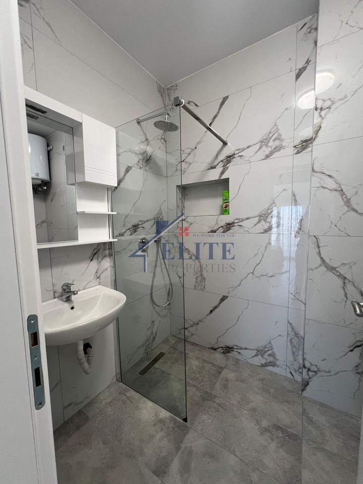 Pranë Spitalit Amerikan 3, apartament 2+1 me qira