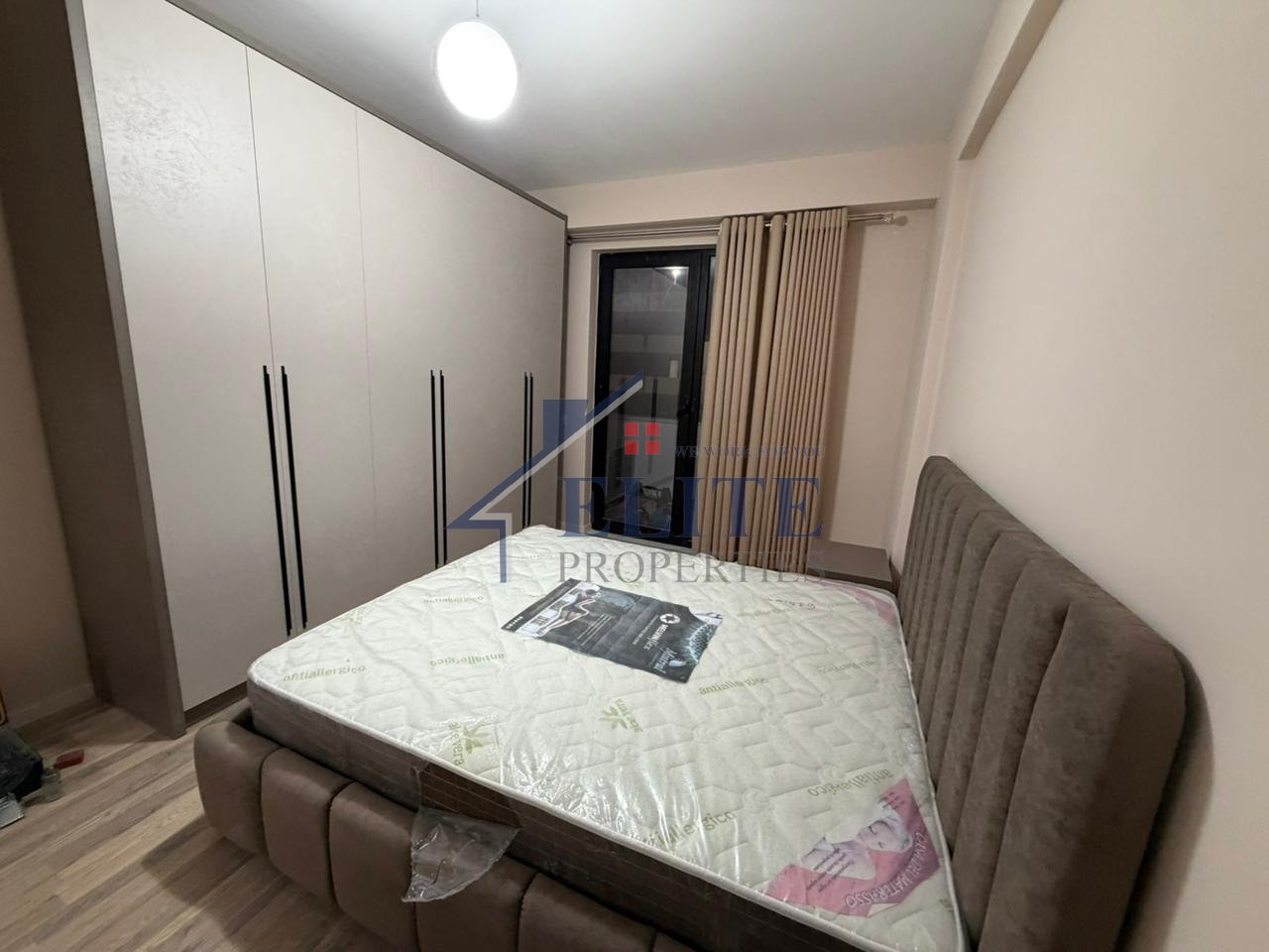 Astir Vila L, apartament 1+1 me qira