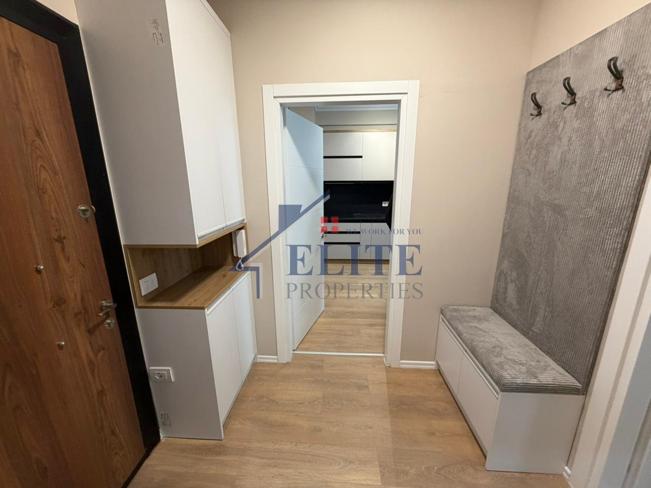 Astir Vila L, apartament 1+1 me qira