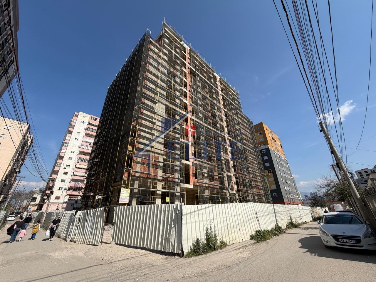 Ish Fusha e Aviacionit, apartament 2+1 në shitje