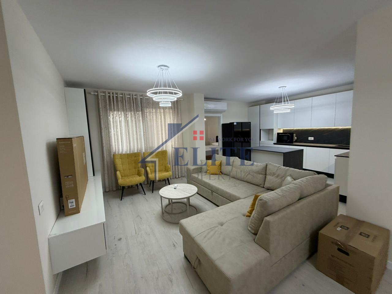 Three bedroom apartment for rent at "Komuna e Parisit"