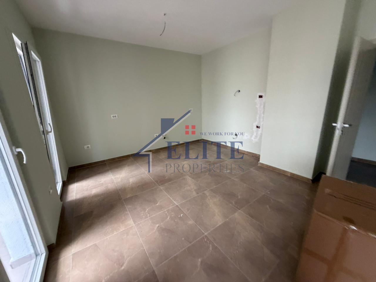 Zogu i Zi, apartament 2+1+2 me qira