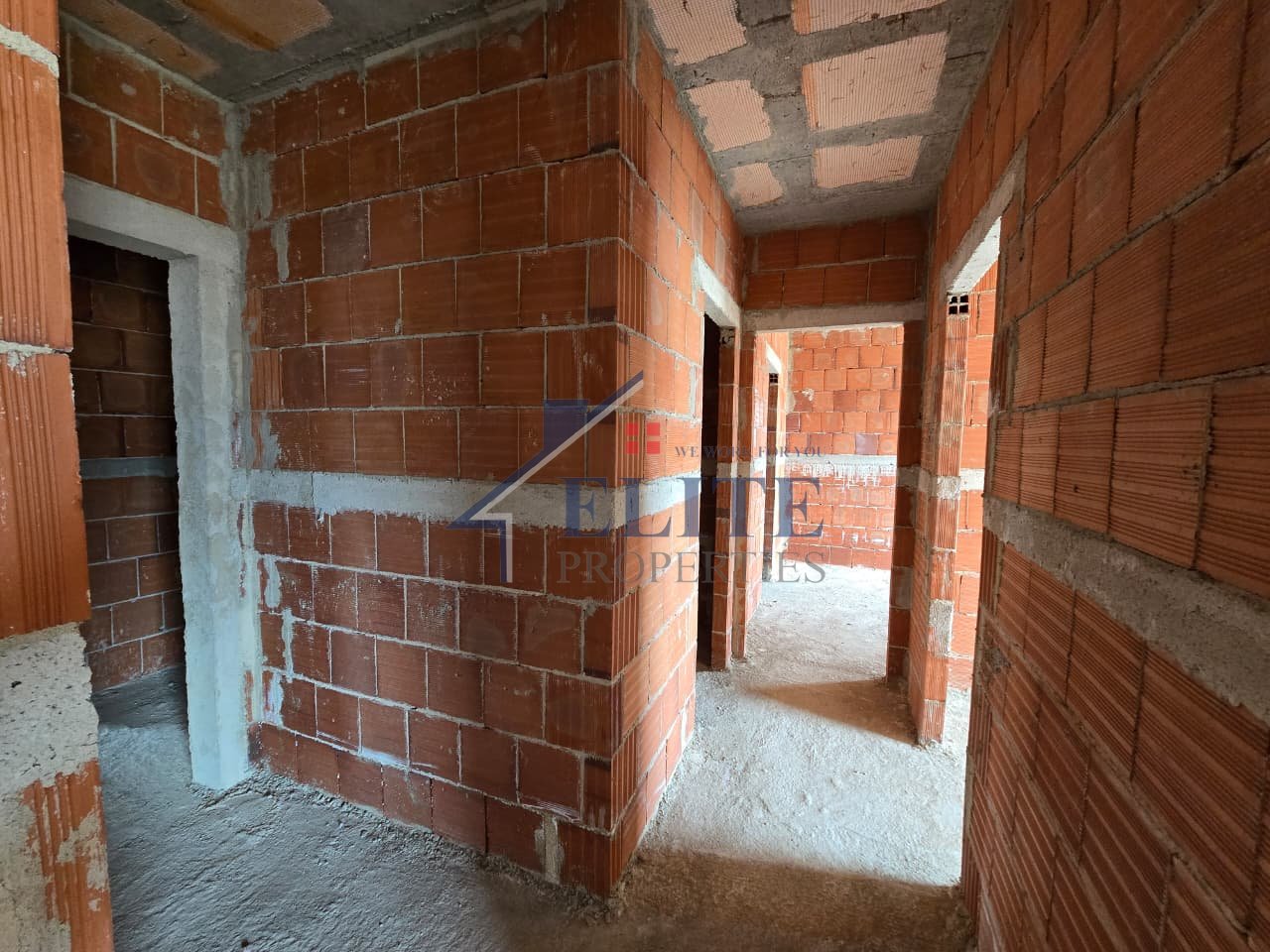 Tirana Entry II, appartamento 2+1 in vendita