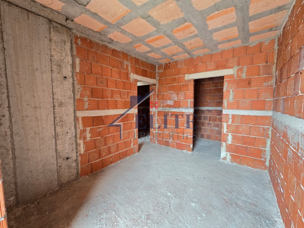 Tirana Entry II, appartamento 2+1 in vendita