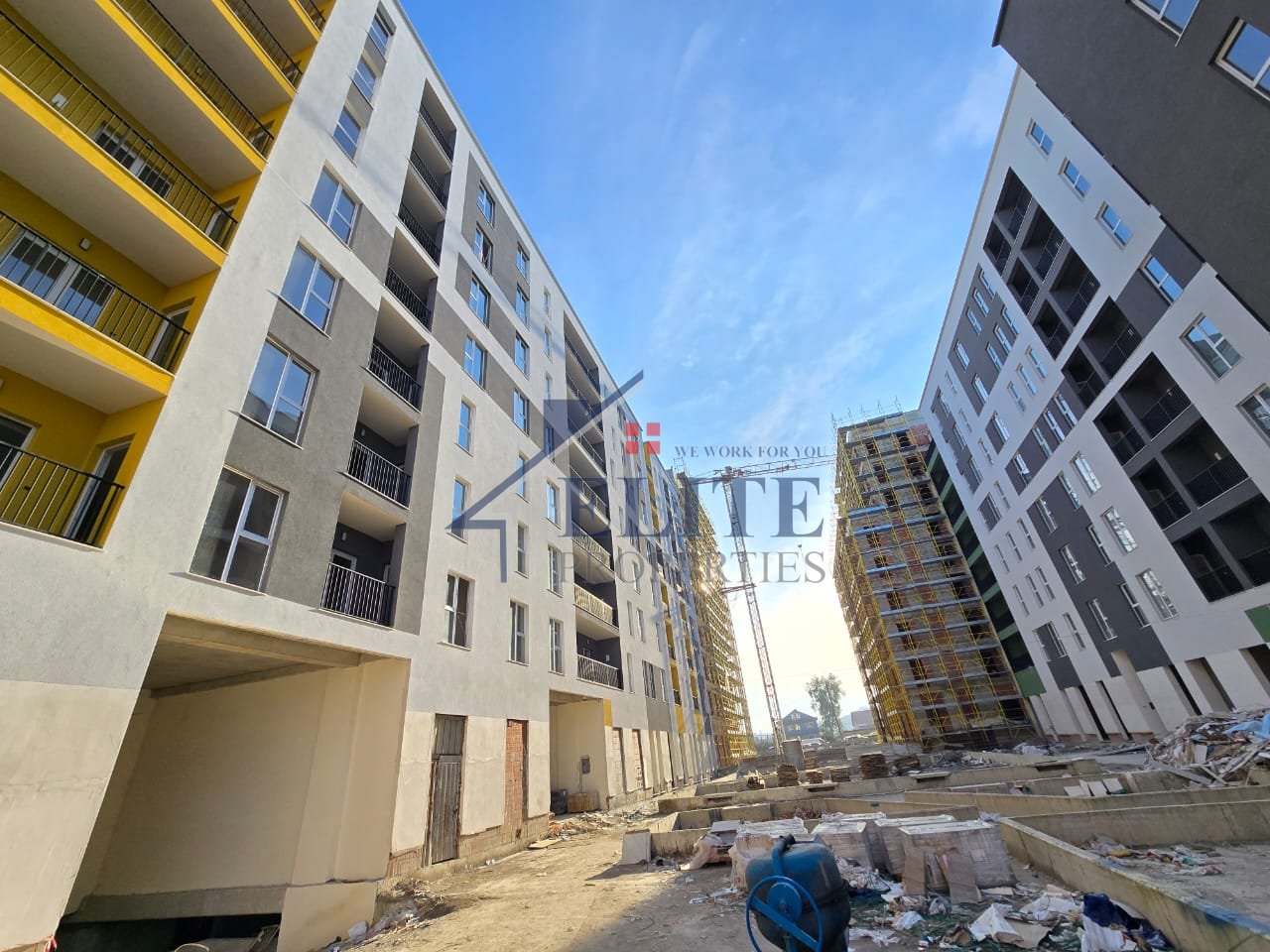 Tirana Entry II, appartamento con tre camere da letto in vendita.