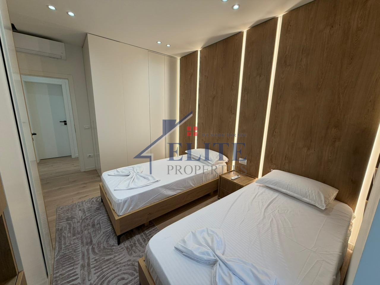 Zogu i Zi, apartament modern 2+1 në shitje