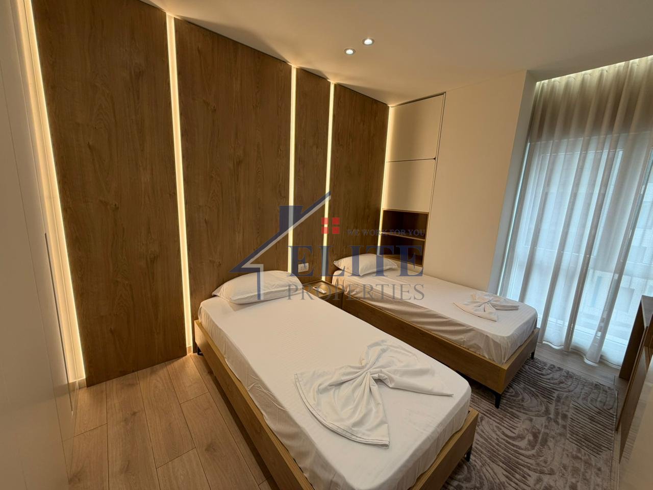 Zogu i Zi, apartament modern 2+1 në shitje